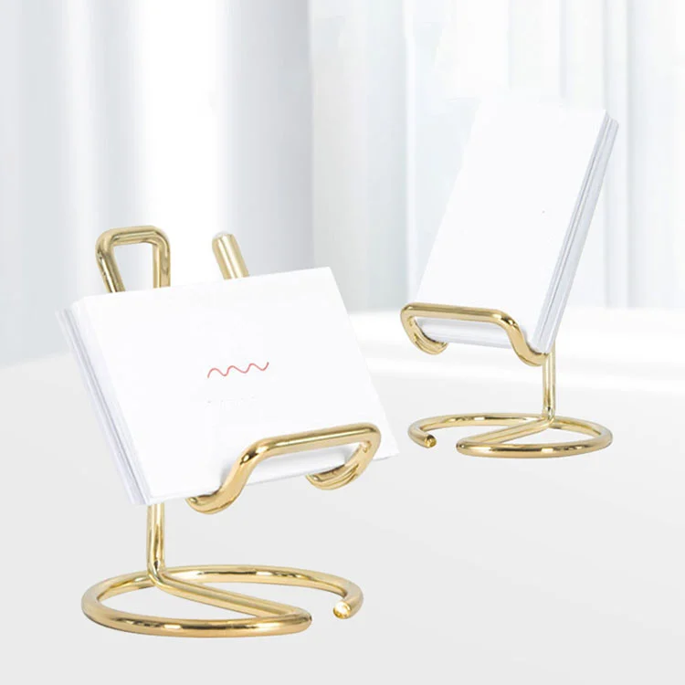 Kovinski osebni organizator: kjer odpornost oblikuje vaš dan